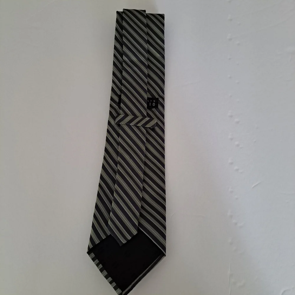 Perry Ellis Portfolio Tri-Colored Olive Green Blue White 100% Silk Tie
